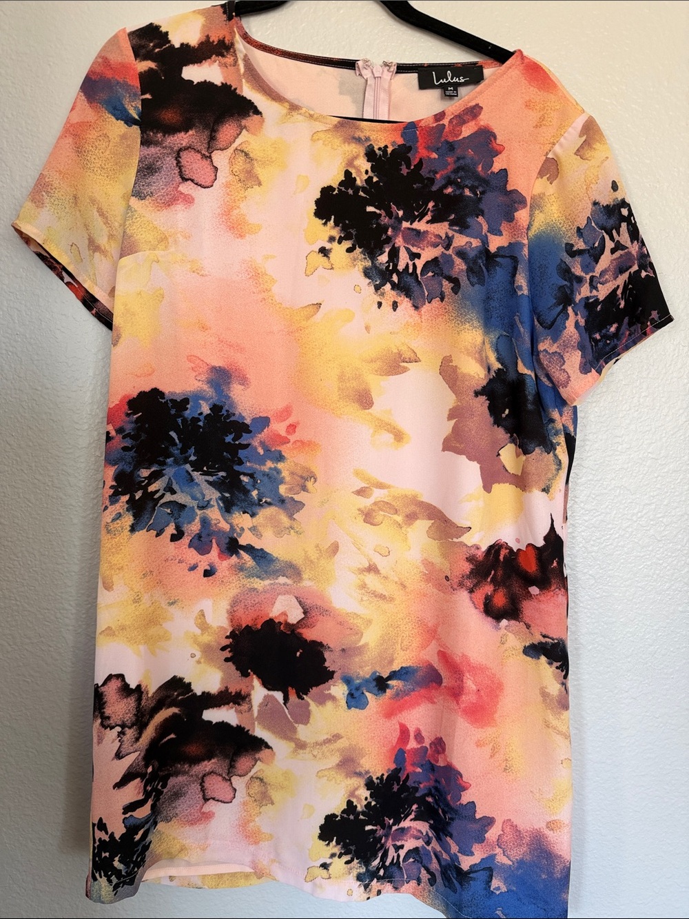 Lulu's Coral and Navy Abstract Floral Top
